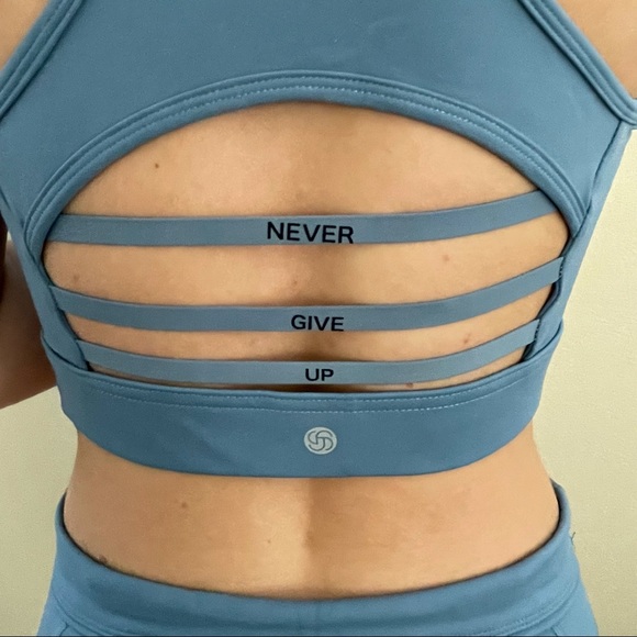 SOLID BLACK SPORTS BRA & HIGH-RISE LEGGINGS SET W/ STASH POCKETS - SZ: M & L - Picture 9 of 15